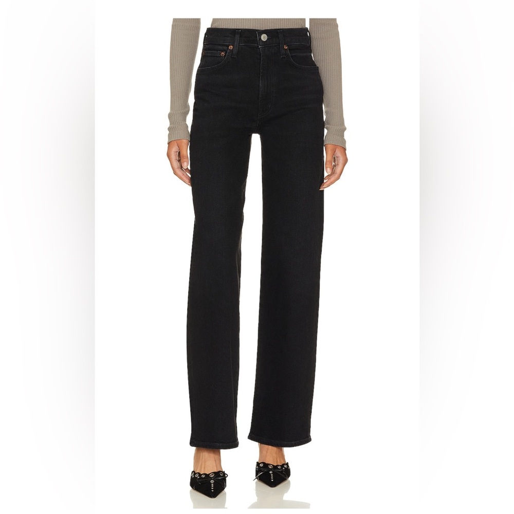 Harper Mid Rise Wide Straight Jeans in Hush